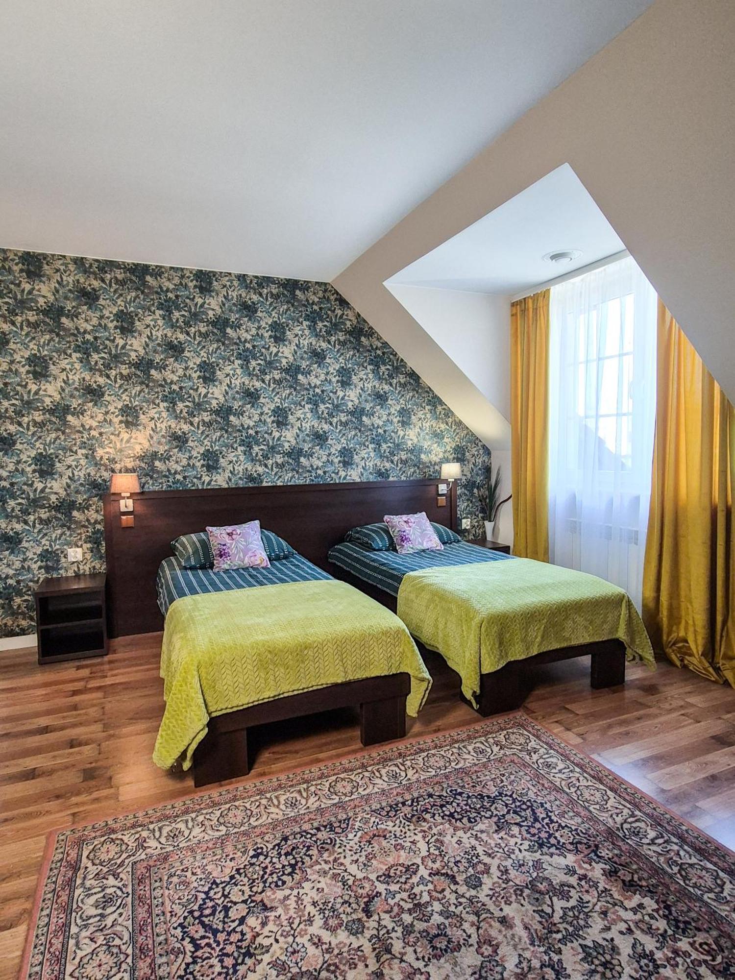 Noclegi Pod Lasem Lublin Exterior foto