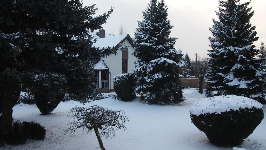Noclegi Pod Lasem Lublin Exterior foto